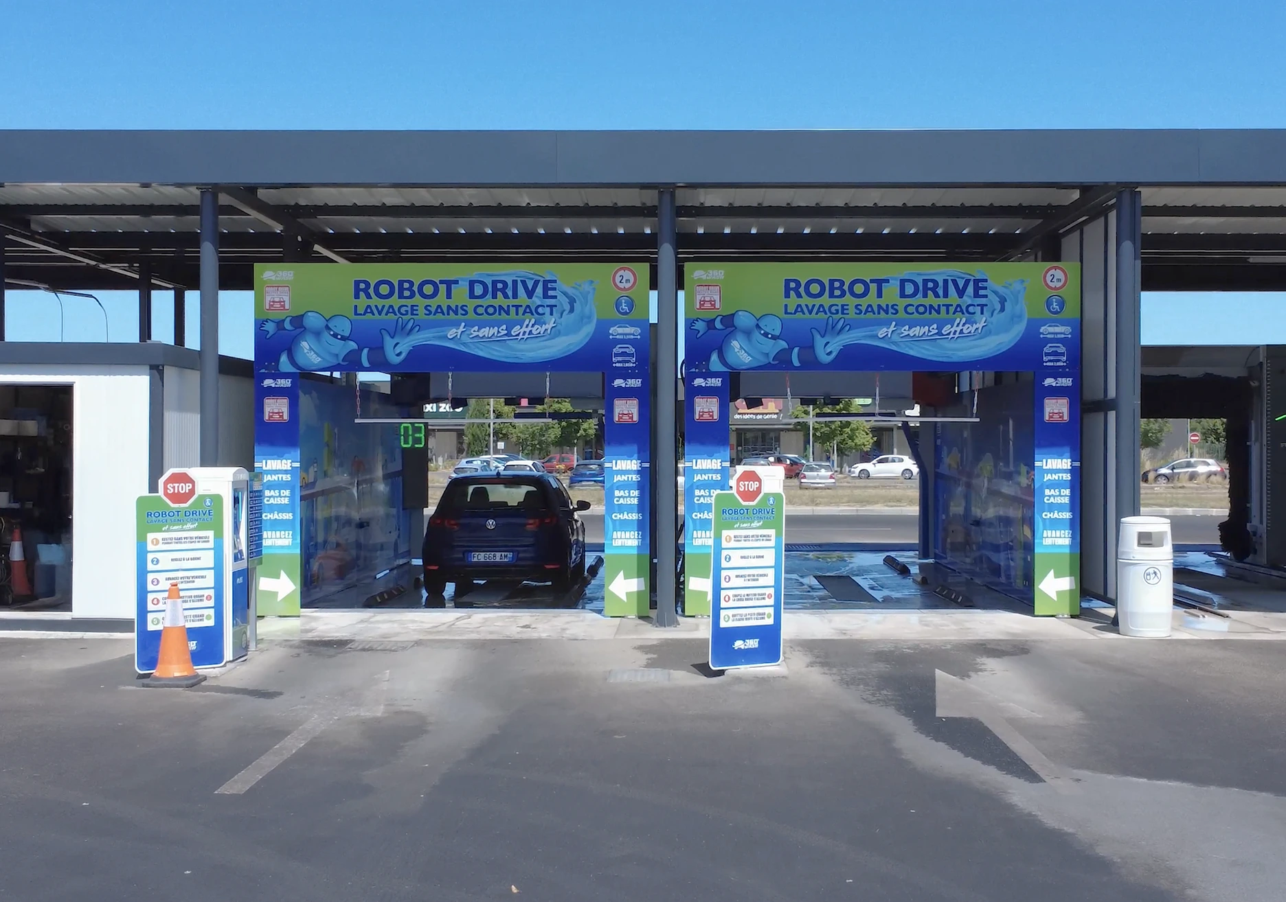 Automatic car wash station